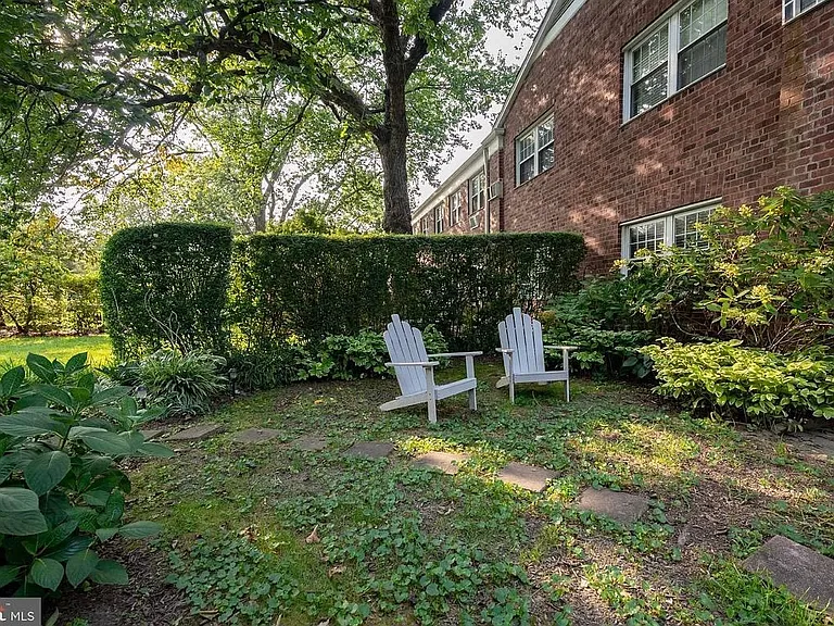 3408 Martha Custis Dr — Photo 20
