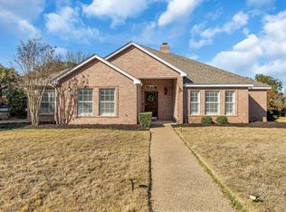 7500 Caddo Ct, Fort Worth, TX 76132