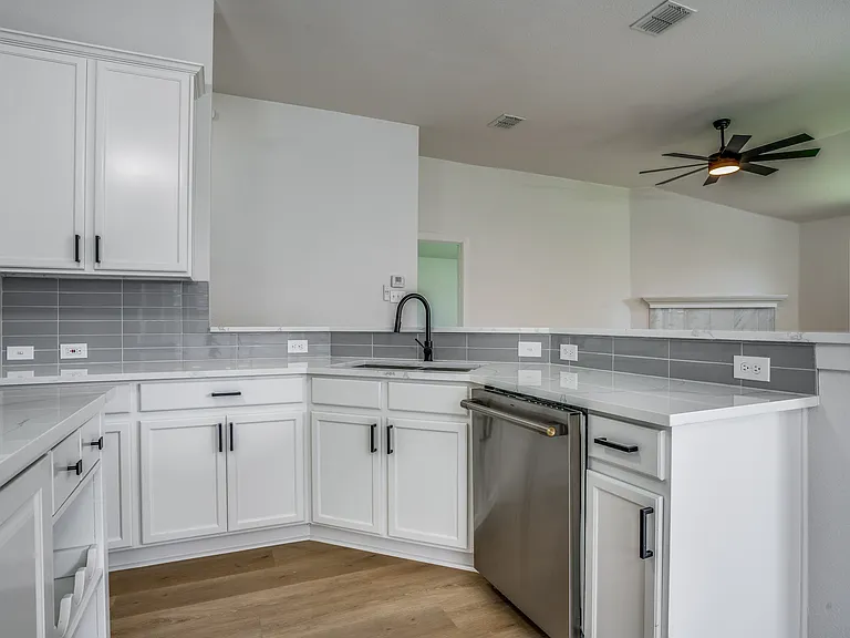 2820 Enchanted Eve Dr — Photo 10