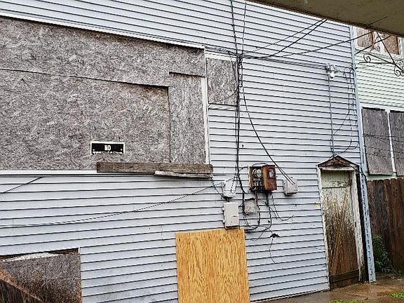 2nd image of 6745 S Campbell Ave