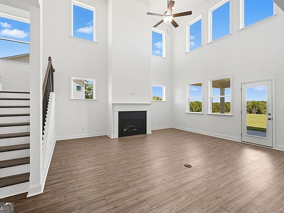 7th image of this home