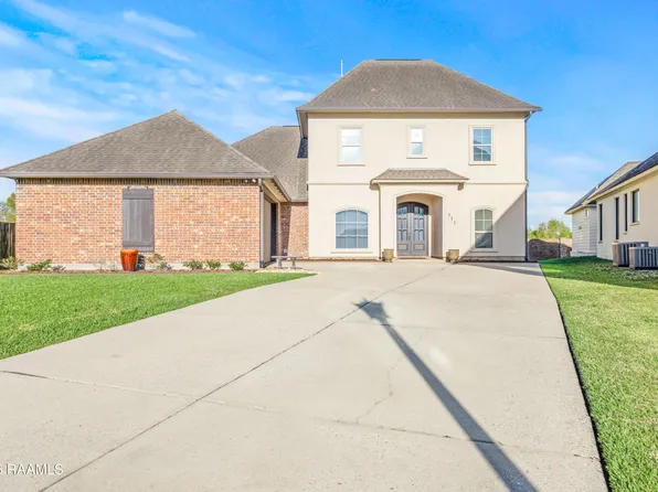 111 Deer Run Dr, Lafayette, LA 70506