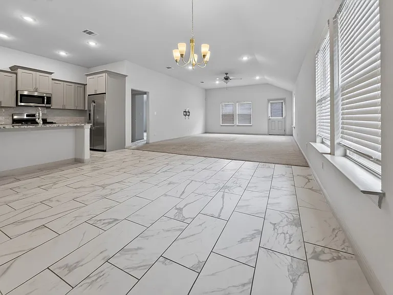 125 Caterpillar Ln — Photo 28