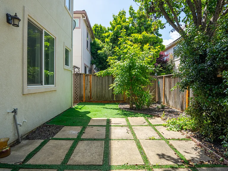 361 Gabiano Ct — Photo 30