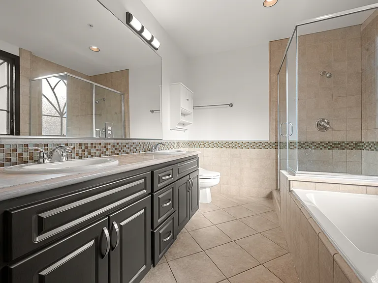 1138 Glenville Dr — Photo 31