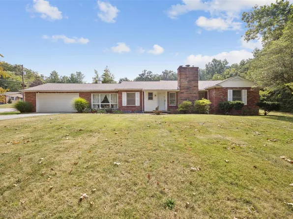 605 Valley Rd, Potosi, MO 63664