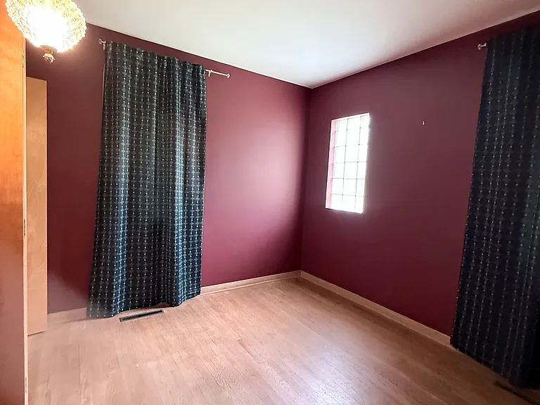 34 S River St — Photo 19