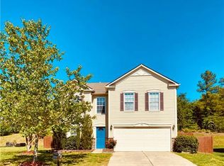 416 Inverness Ln #102, Salisbury, NC 28146