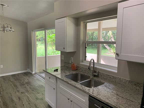 2nd image of 5017 Golf Club Pkwy