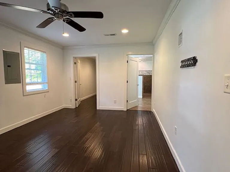 121 Gilbert Curry Dr — Photo 14