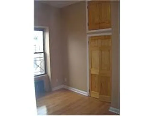 Rented by Douglas Elliman | media 20