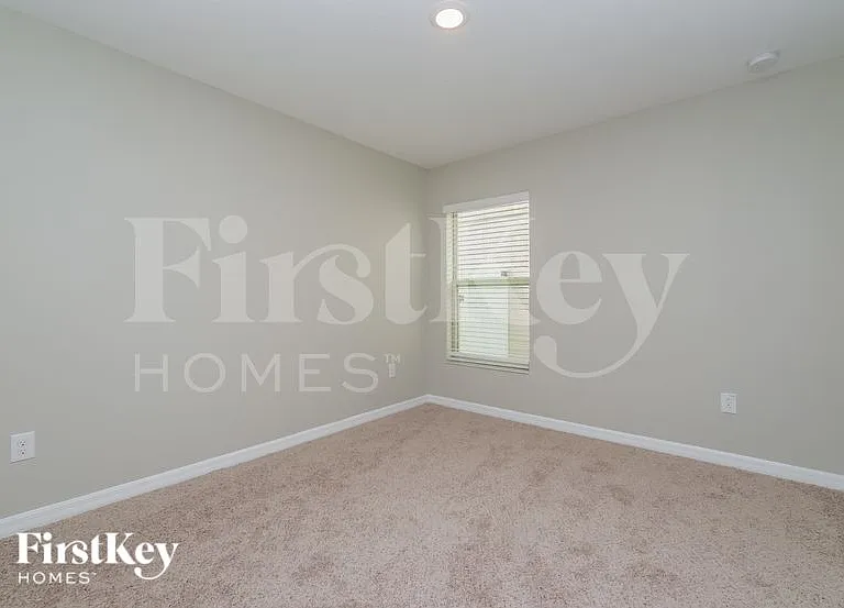 6117 Tremeza Pl — Photo 10