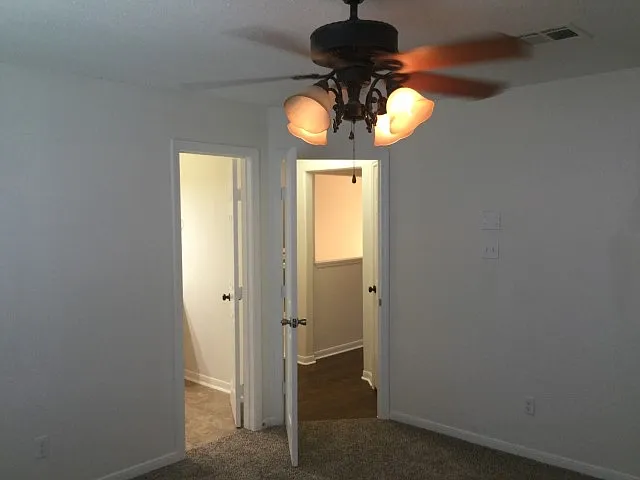 10917 Spruce Dr S — Photo 13