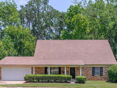 828 Briarwood Dr, Jackson, MS, 39211