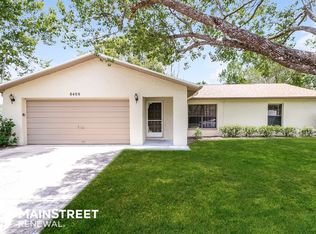 8409 Chatsworth St, Spring Hill, FL 34608