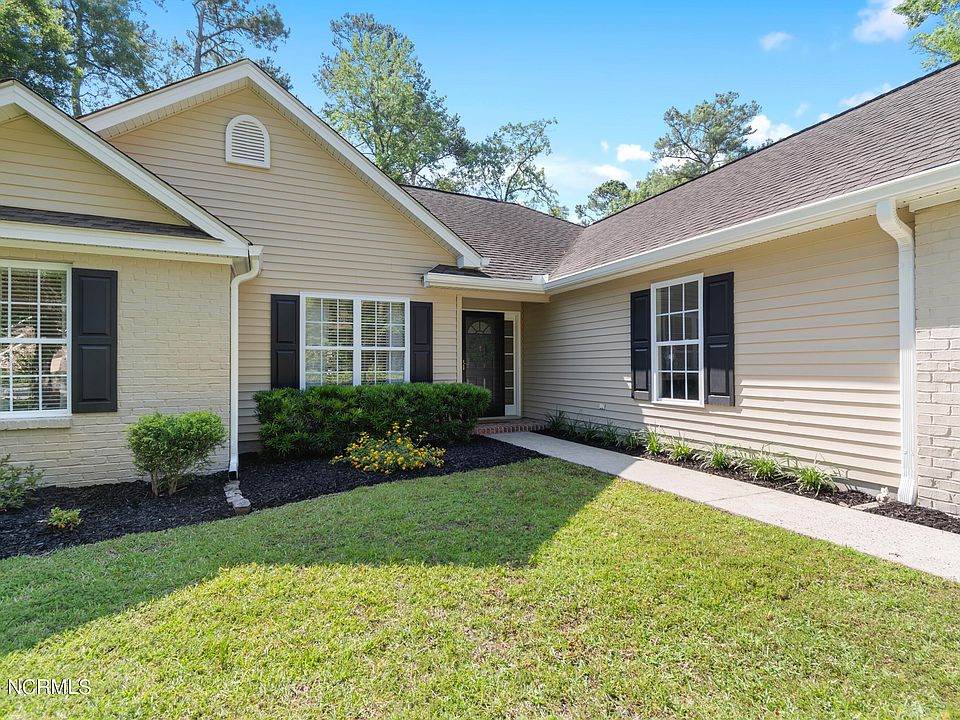4 Pinebark Court, Carolina Shores, NC 28467 Zillow