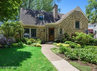 3118 Isabella St, Evanston, IL 60201