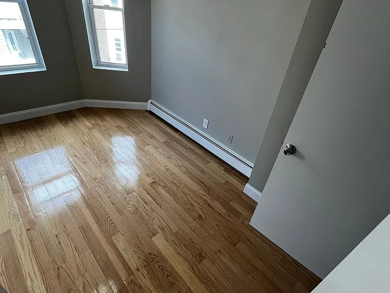 67 Shawmut St #3A — Photo 2
