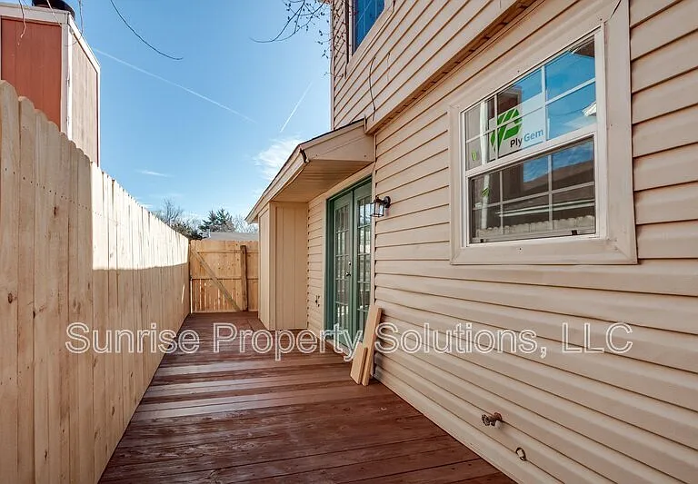 4713 Love Dr — Photo 25