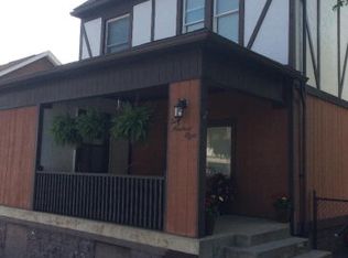 208 E 3rd Ave, Altoona, PA 16602
