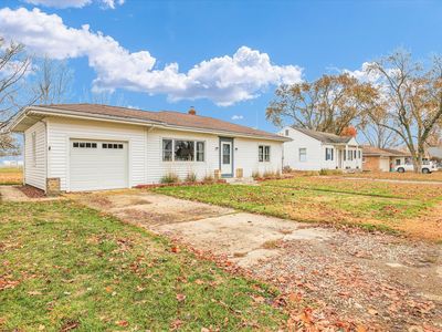 200 N Lincoln St, Thomasboro, IL, 61878