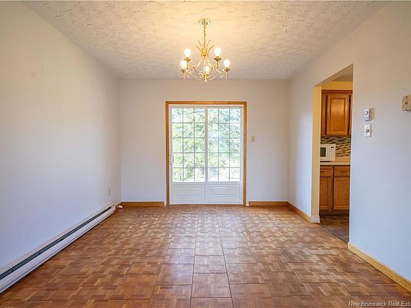 4th image of 20 Williams Rd