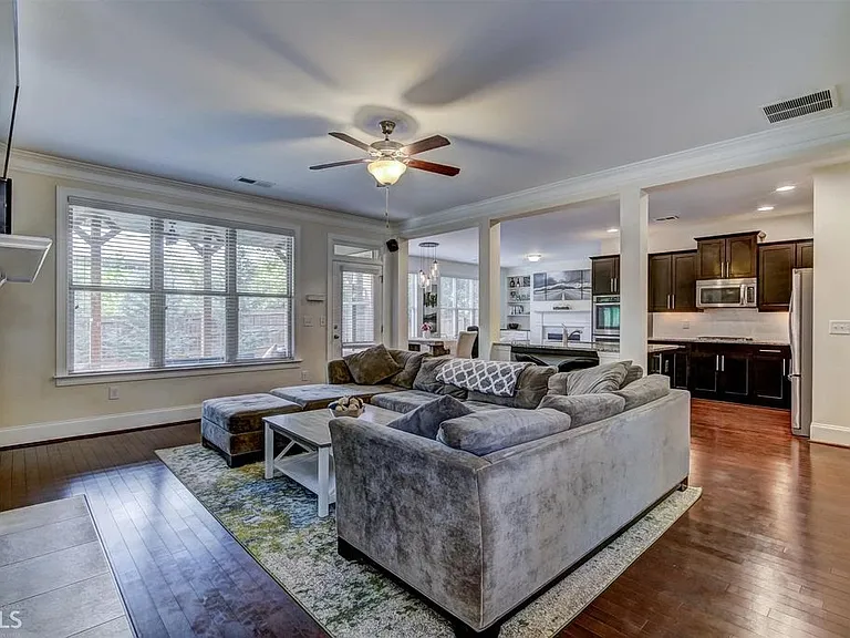 2625 Hickory Hill Dr SE — Photo 12