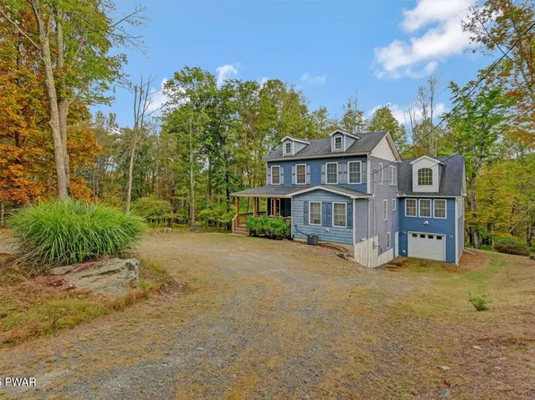 204 Westcolang Rd, Lackawaxen, PA 18435