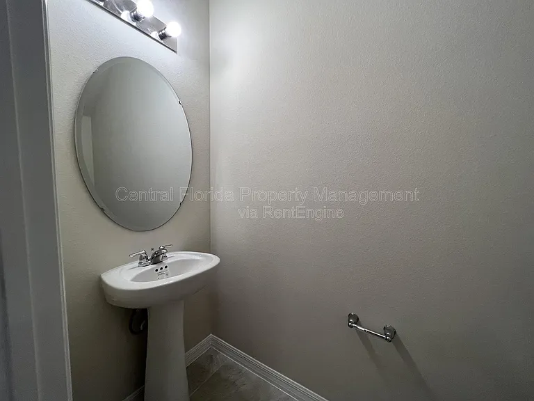 4517 Sparkling Shell Ave — Photo 17