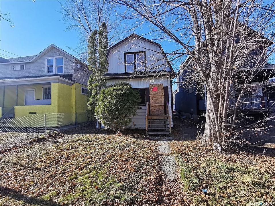 1st image of 1448 Elphinstone St
