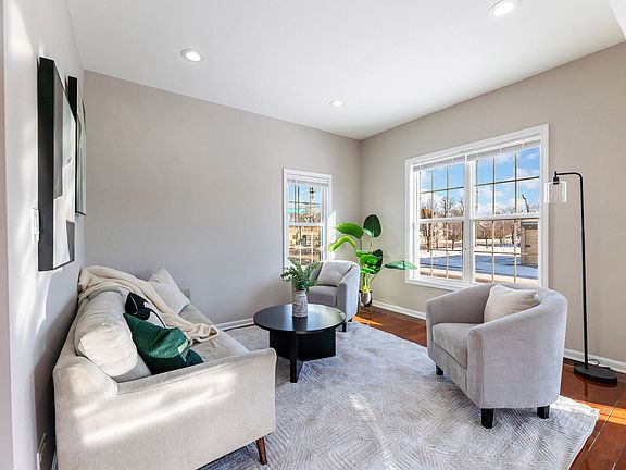 4th image of 606 Bellwood Ave