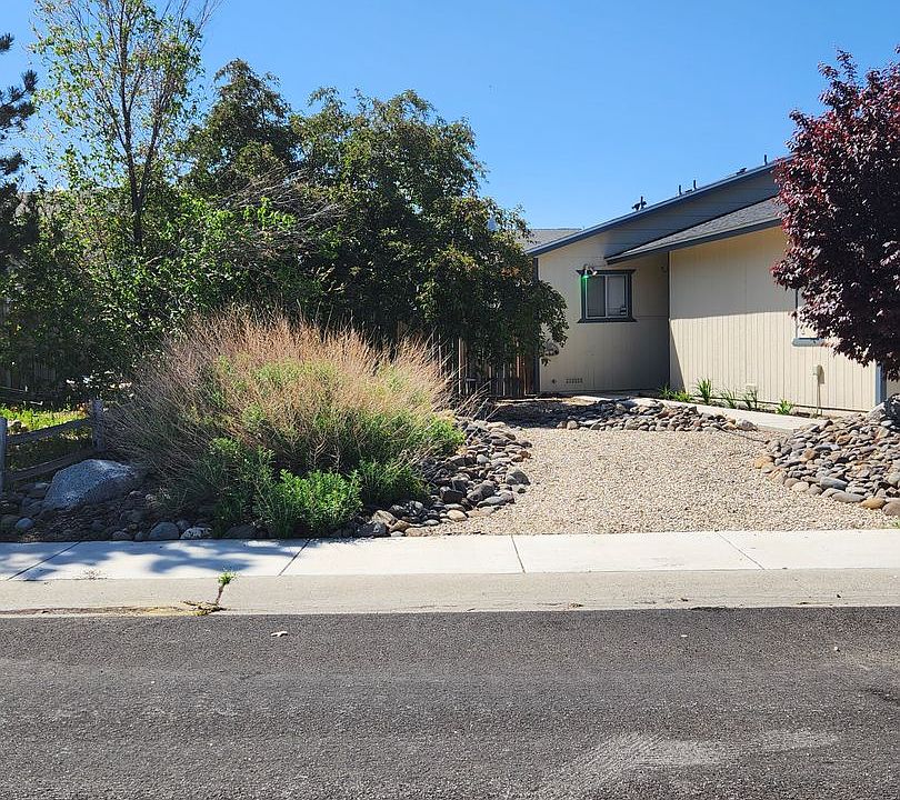 765 Wagon Drive Gardnerville, Nv 89460 Apartment Rentals Gardnerville