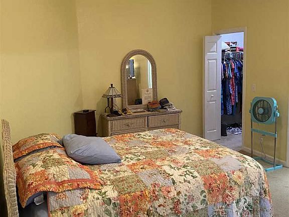 5th image of 70 Covington Cir