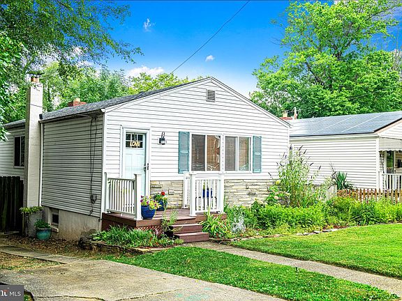 4th image of 3903 White Ave