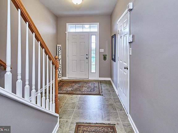 4th image of 1589 E Matisse Dr