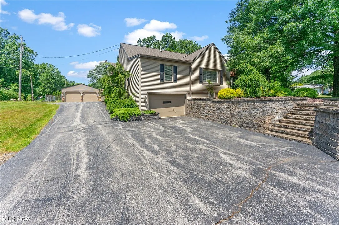 148 N Kimberly Ave photo 1