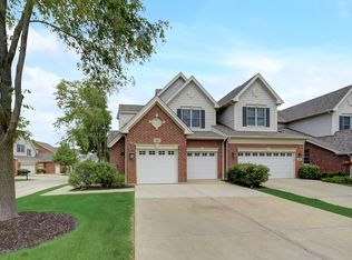 14 Red Tail Dr, Hawthorn Woods, IL 60047