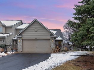 3698 Pond View Point, Eagan, MN 55122