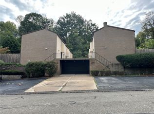 1471 Spreading Oak Dr #C, Pittsburgh, PA 15220