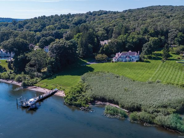 323 River Rd, Deep River, CT 06417