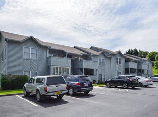 1907 S Clearing Rd, Salem, VA 24153