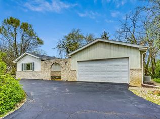 2744 Koepke Rd, Northbrook, IL 60062