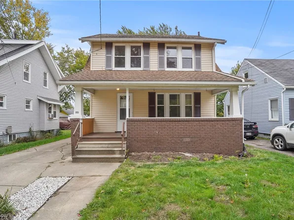995 Inman St, Akron, OH 44306