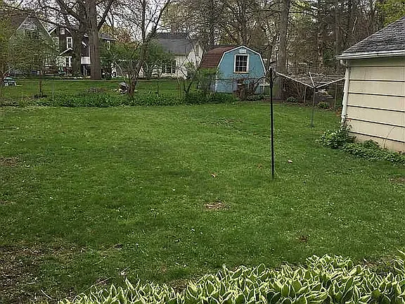 2 bed, 720 sqft, $1,800 — Photo 3