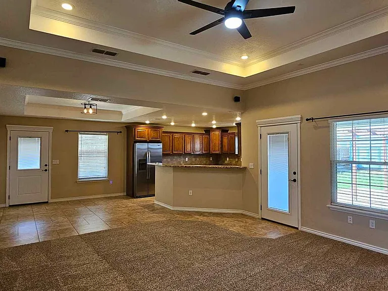 2320 Flagstone Dr — Photo 8