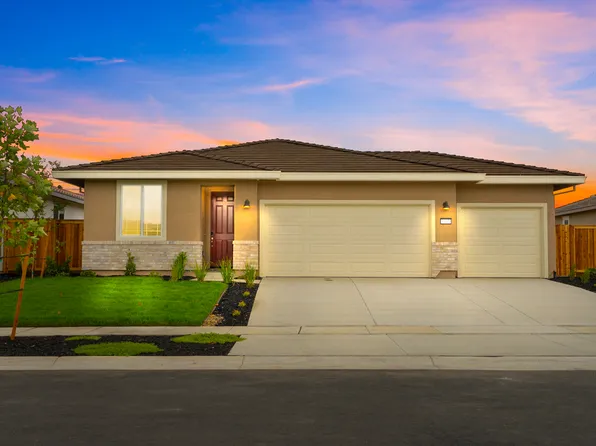 1137 Camomile Dr, Plumas Lake, CA 95961