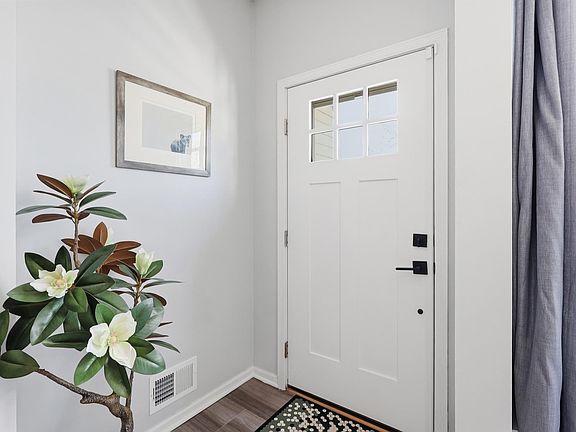 2nd image of 19624 Meadowlark Way