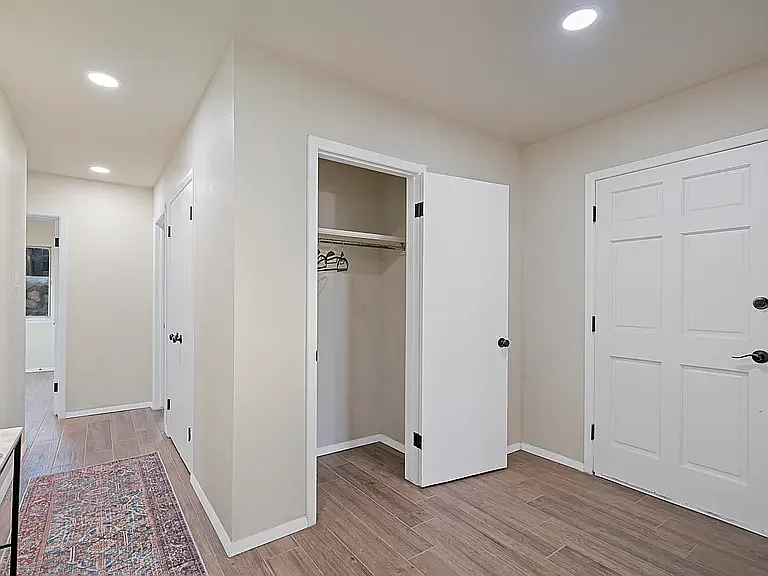 229 Vista Rio Cir — Photo 3