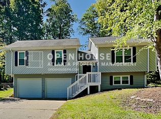 7035 Steel Wood Dr NW, Kennesaw, GA 30152