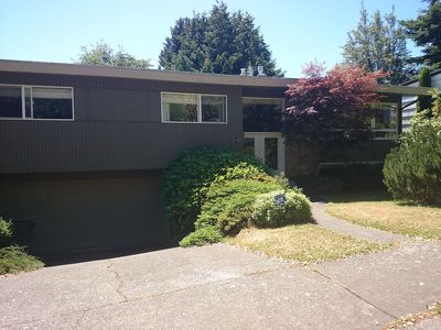 2709 W Howe St, Seattle, WA, 98199